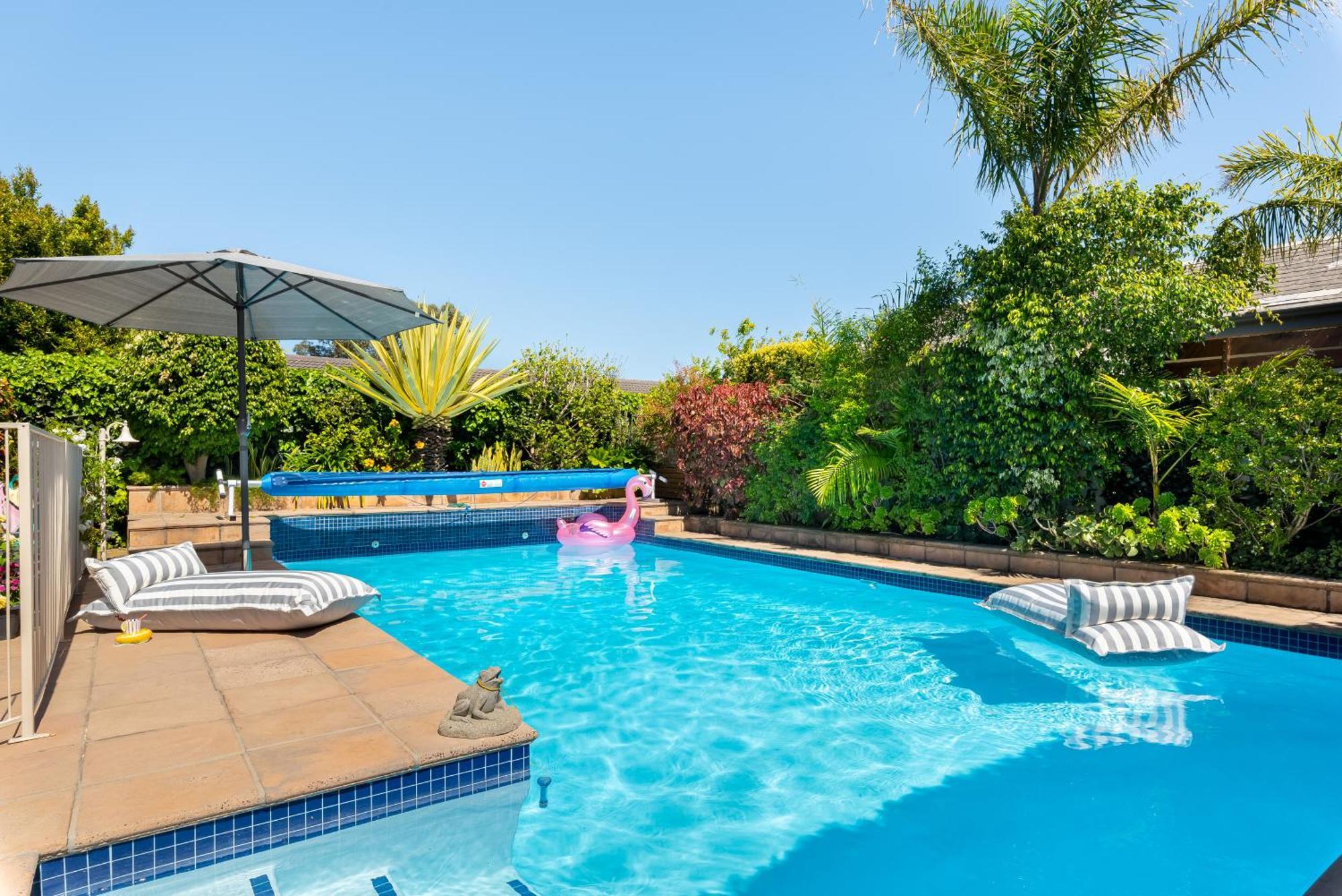 Meerendal Cottage-Affordable Luxury-Private Garden With Pool & Hot Tub Città del Capo Esterno foto