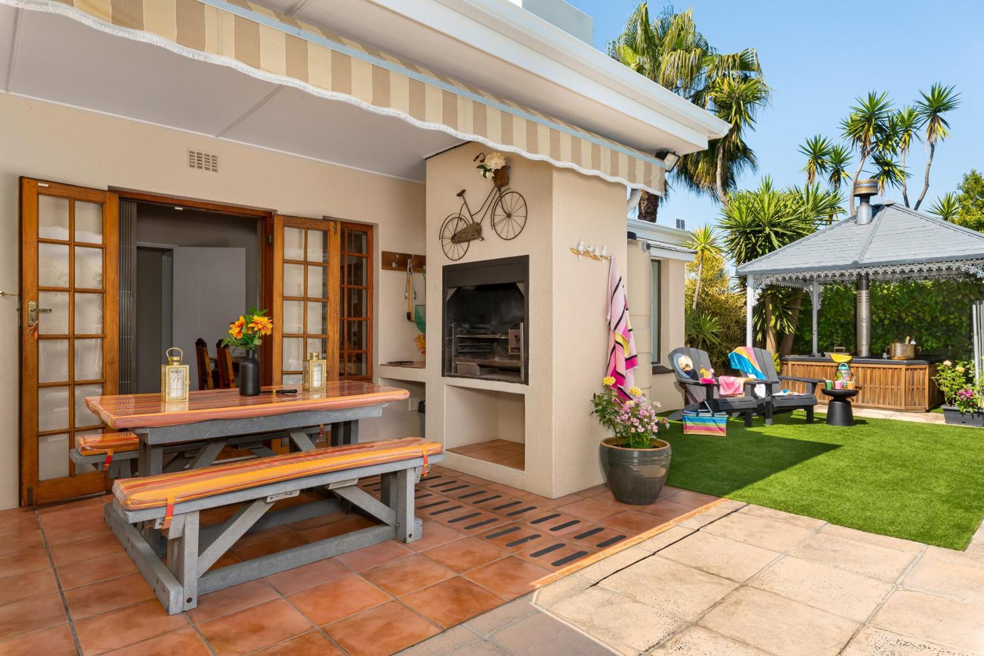 Meerendal Cottage-Affordable Luxury-Private Garden With Pool & Hot Tub Città del Capo Esterno foto